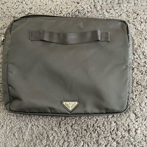 Gorgeous PRADA CLUTCH/COMPUTER SLEEVE